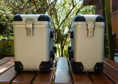 31-Liter und 38-Liter-Koffer.