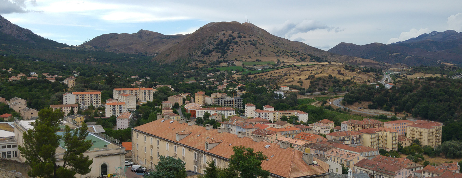 Die Stadt Corte in Korsika