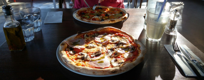 Sonne und Pizza. Was will man mehr von einem Urlaub.