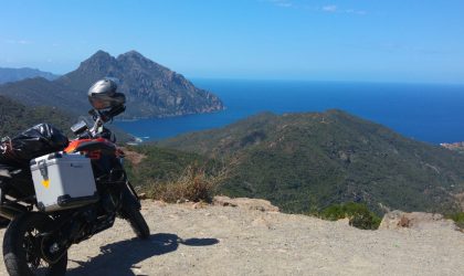 Ausblick über die Westküste Korsikas.